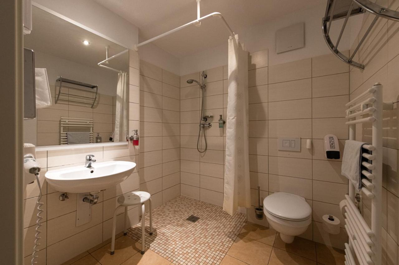 Pension-Café-Libelle Elxleben bei Arnstadt Extérieur photo