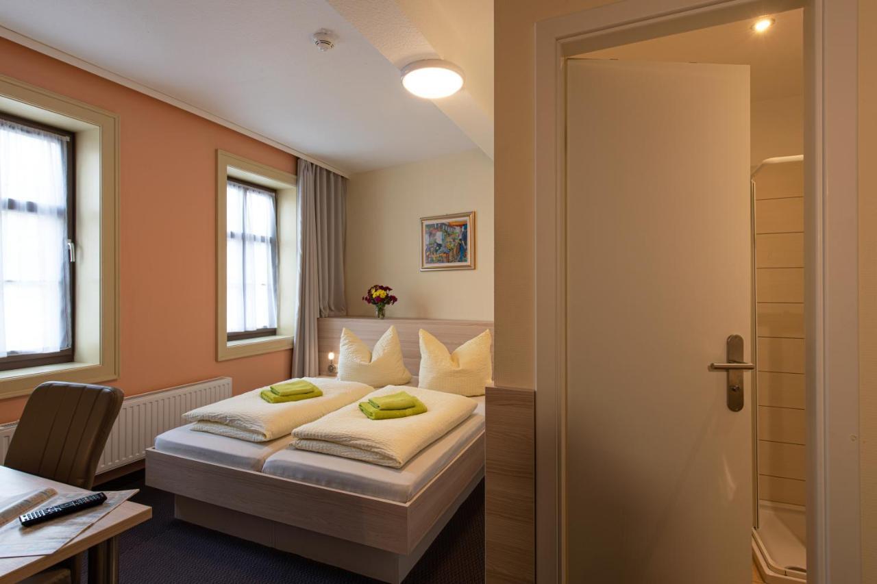 Pension-Café-Libelle Elxleben bei Arnstadt Extérieur photo